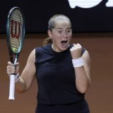 Toute la rage de vaincre de Jelena Ostapenko. KEYSTONE/EPA/RONALD WITTEK
